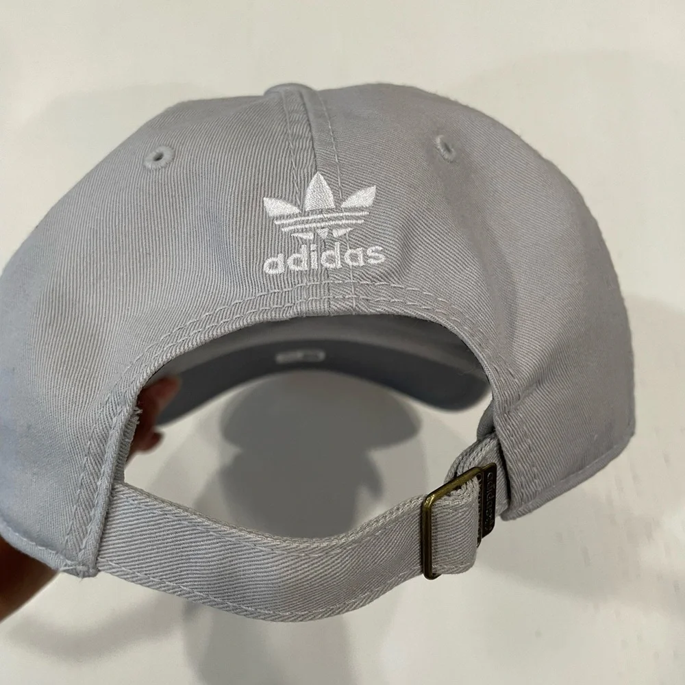 Adidas Classic Gray Hat with White Emblem. casual baseball cap, new